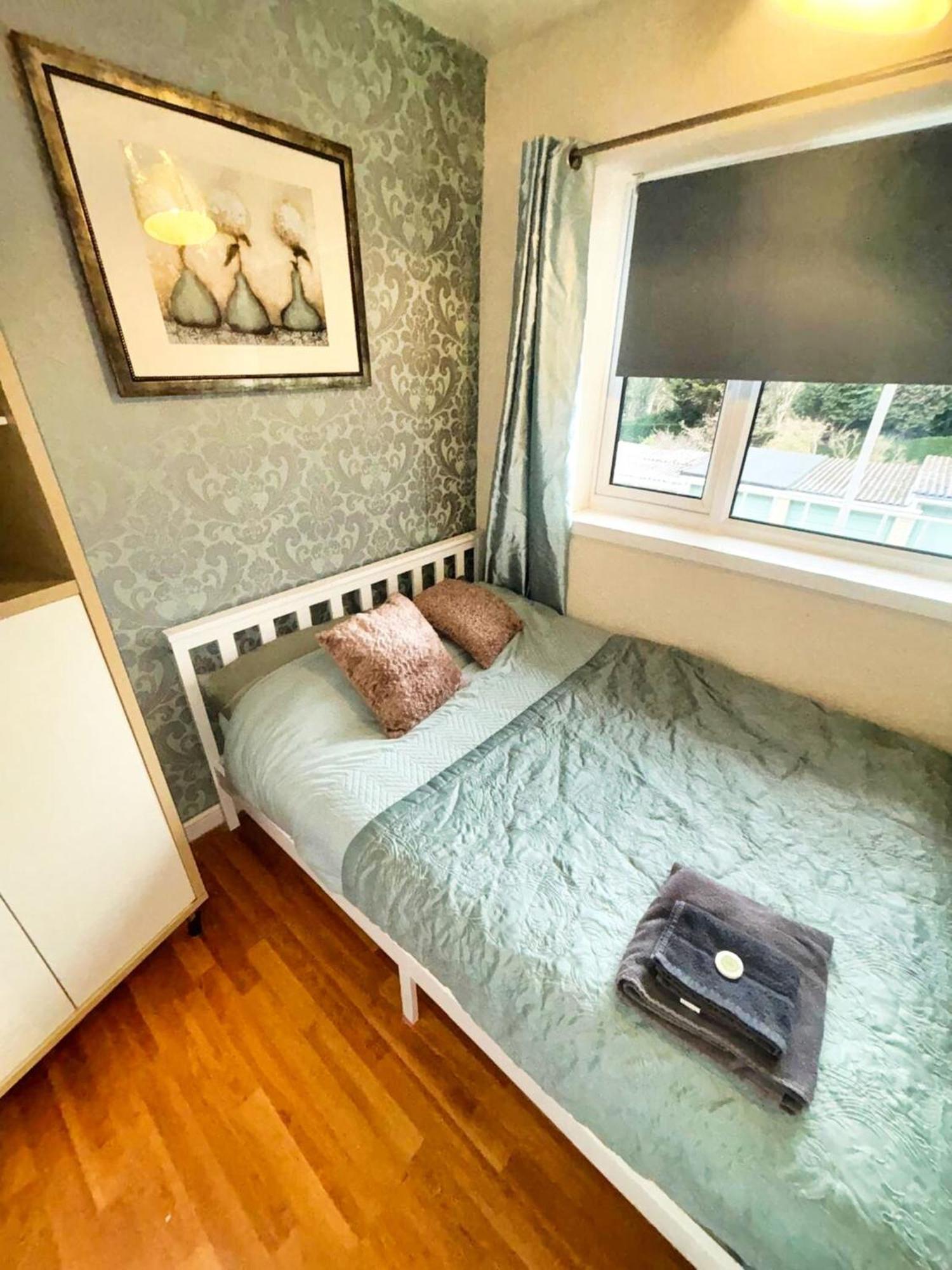 Doncaster - Boswell - Large Balcony Apartment - 2 Double Beds - 2 Bedrooms - Close To Town & Racecourse - Off Street Parking 2 Cars - Fast Wifi Zewnętrze zdjęcie